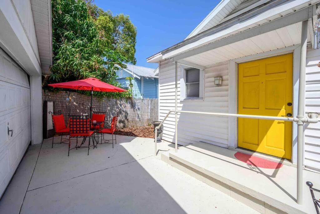 טאמפה No Ho Yellow Door Bungalow מראה חיצוני תמונה
